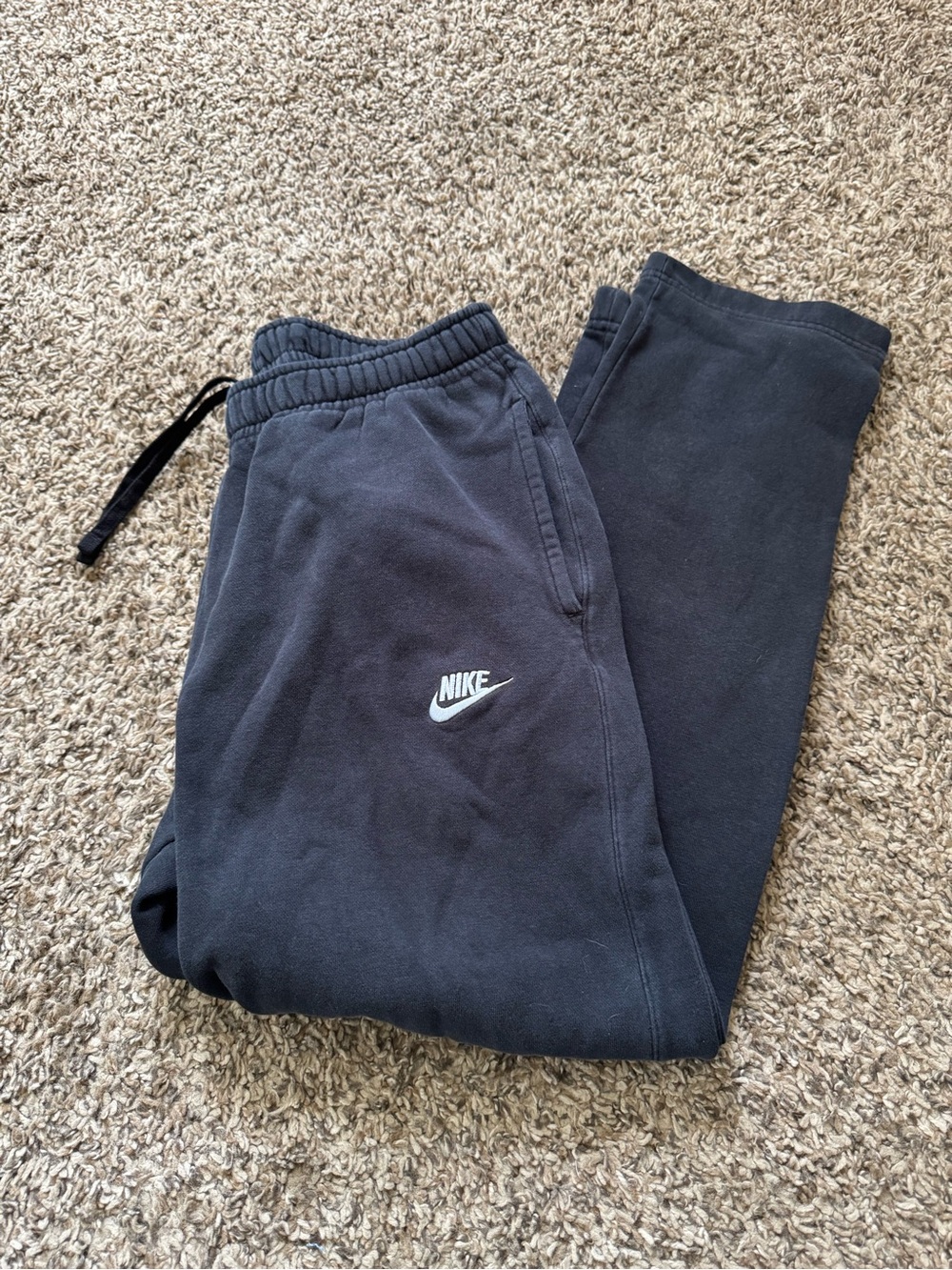 Nike Black Sweatpants with White Swoosh Logo - Picture 1 of 3